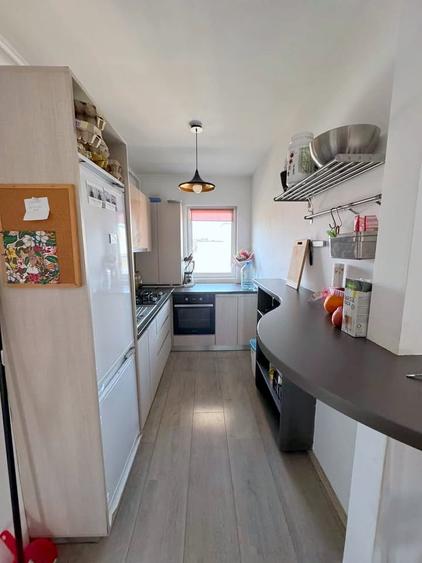 Apartament cu 2 camere semidecomandat în Bună Ziua