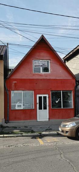 Spațiu comercial, de 40 mp, în Băceni
