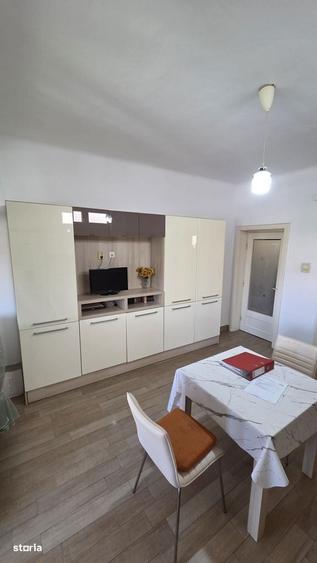 Casă cu 3 camere în Bercu Roșu