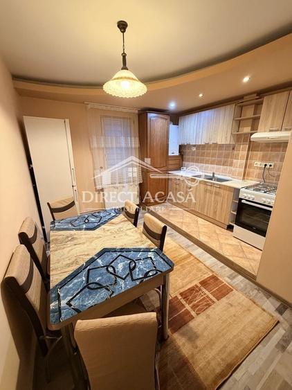 Apartament cu 3 camere decomandat în Tudor