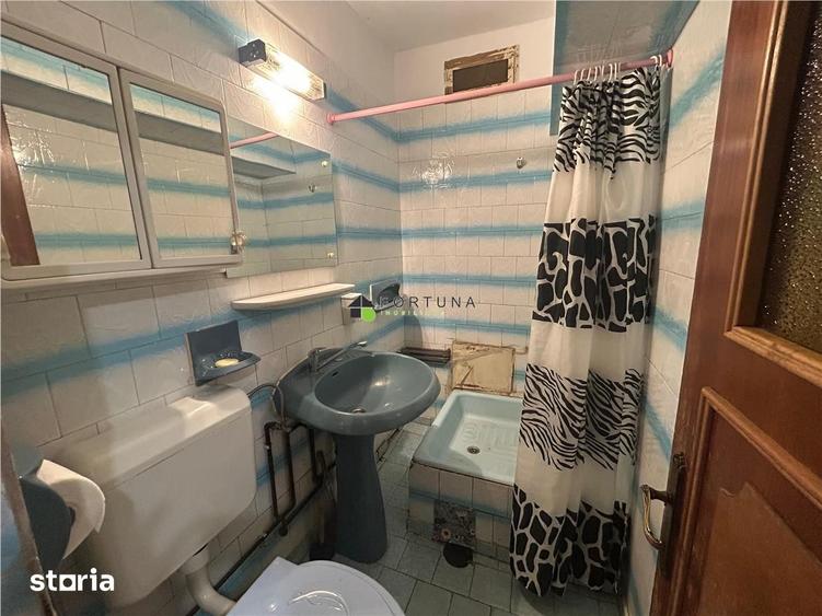 Apartament cu 4 camere în Centrul Civic