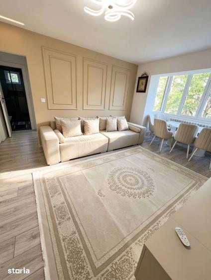 Apartament cu 3 camere decomandat, mobilat în Exterior Vest