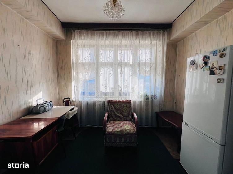 Apartament cu 3 camere Ultracentral Rapa Galbena + Garaj ?i Boxa - 9
