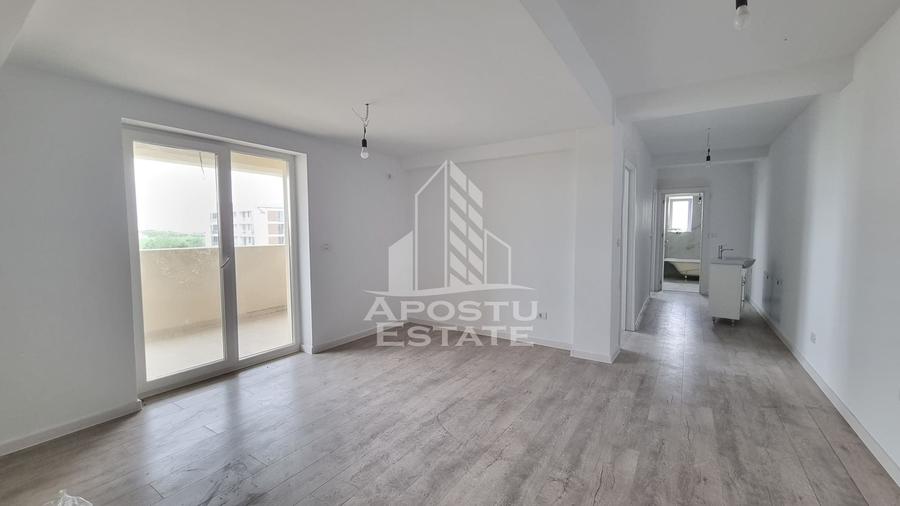 Apartament cu 3 camere decomandat în Torontalului