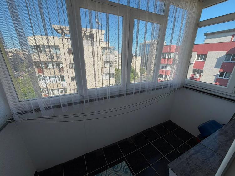 Apartament cu 2 camere semidecomandat în 13 Septembrie