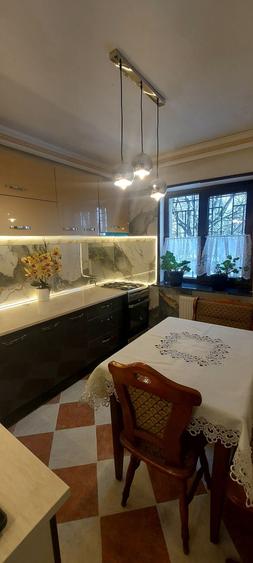 Apartament cu 2 camere decomandat în Micro 9