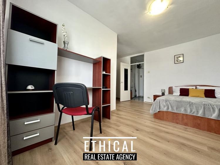 Garsonieră decomandată, mobilată în Gorjului