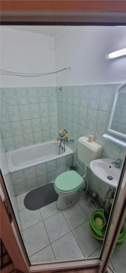 Garsonieră în Girocului