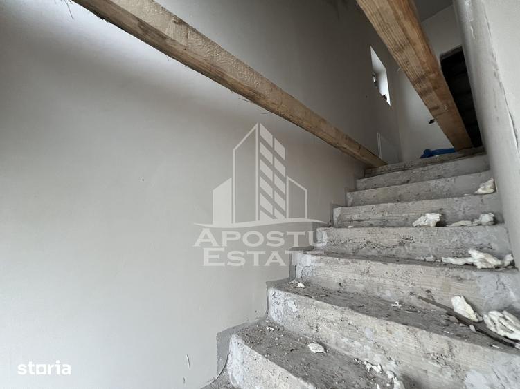 DE VANZARE casa alipita in Covaci cu curte mare - 14