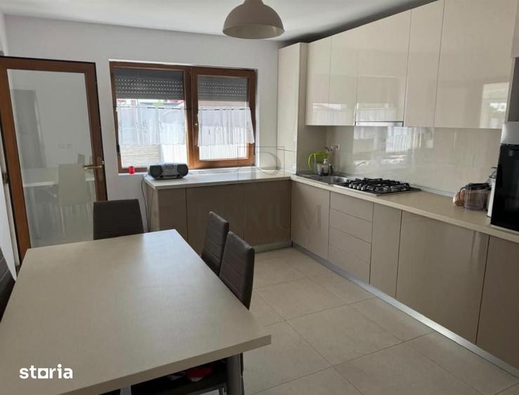 Casă cu 4 camere cu Teren 300 Mp în Central