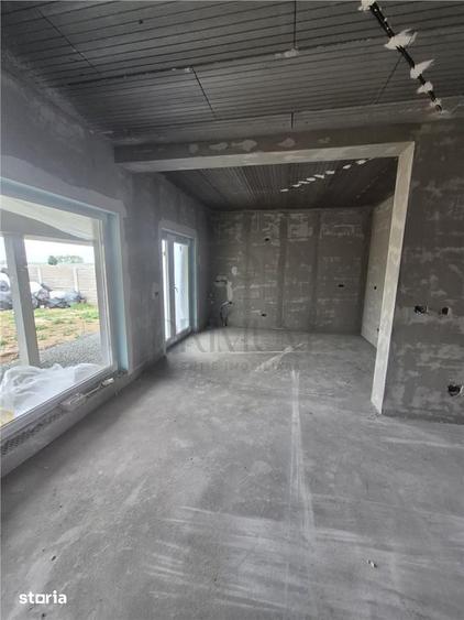 Casă cu 3 camere cu Teren 330 Mp în Moșnița Nouă
