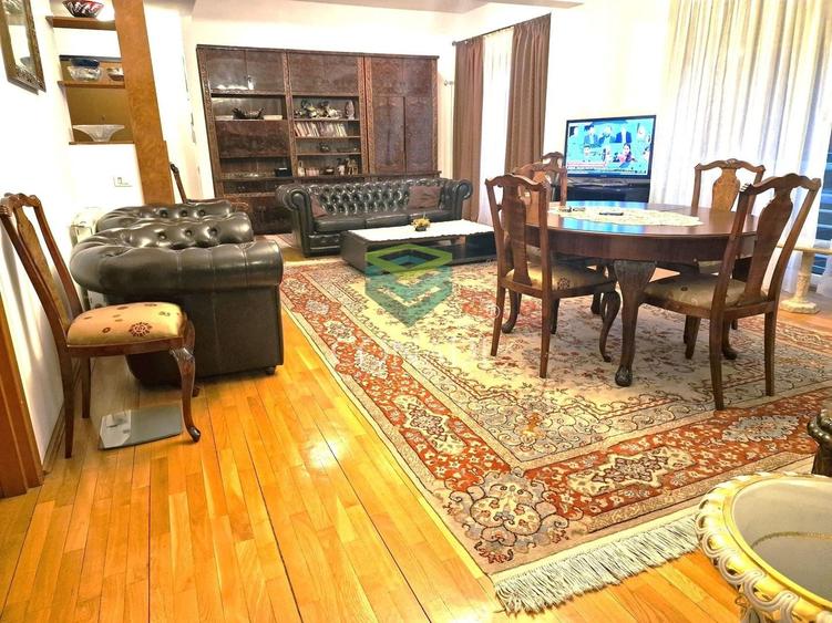 Apartament cu 2 camere semidecomandat, mobilat în Romană