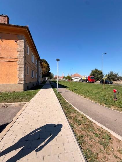 Apartament cu 2 camere decomandat în Colonia Bod