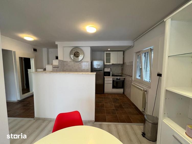 Apartament cu 3 camere decomandat în Herăstrău
