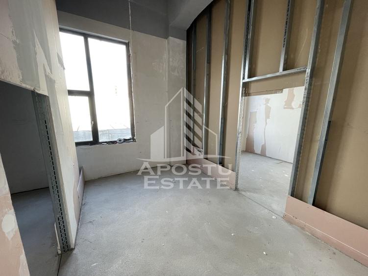 Spațiu comercial, de 1,207 mp, în Circumvalațiunii