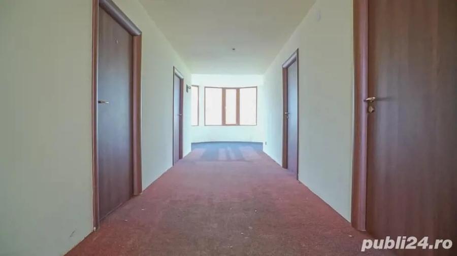 Spațiu comercial, de 760 mp, în Predeluț