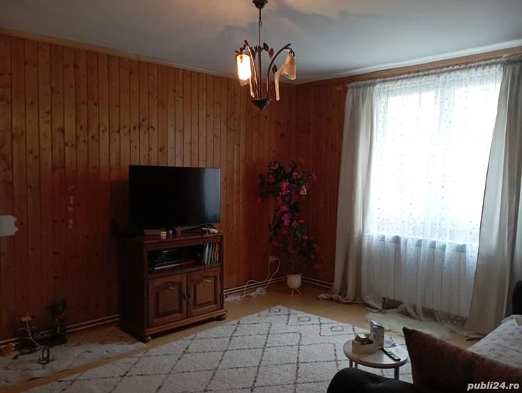 Casă cu 2 camere în Central