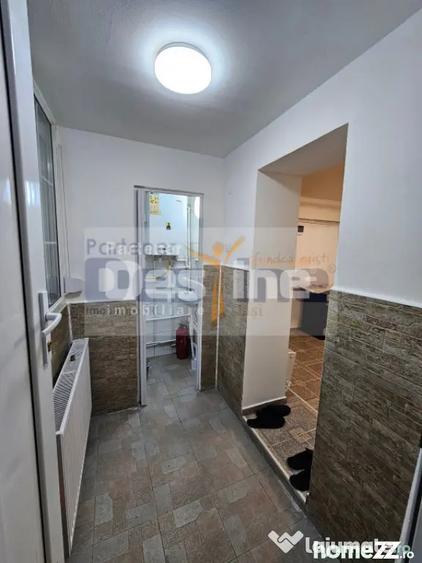 Apartament cu 2 camere semidecomandat, mobilat în Tudor Vladimirescu