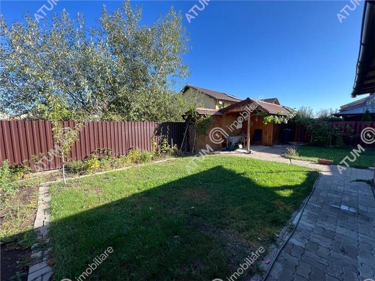 Casă individuală cu 3 camere cu Canalizare în Arhitecților - Calea Cisnădiei