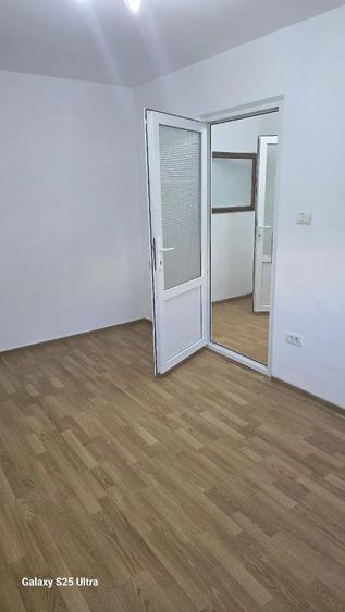 Apartament cu 2 camere semidecomandat în Horia
