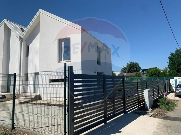 Duplex cu 4 camere cu Teren 250 Mp în Nord