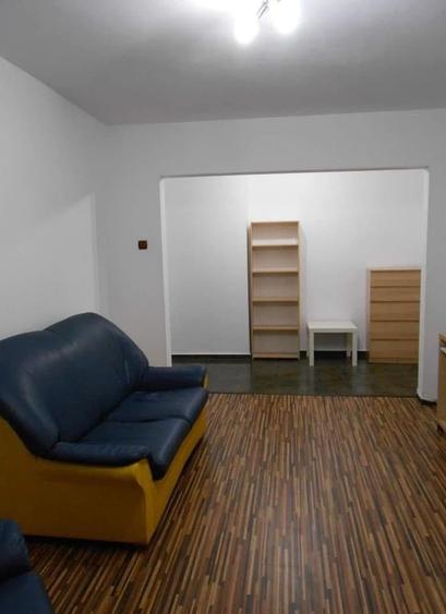 Apartament cu 3 camere decomandat în Camil Ressu