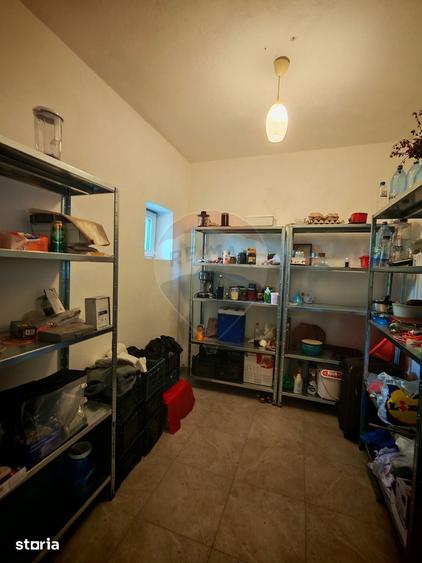 Casă cu 2 camere cu Teren 1200 Mp în Periferie