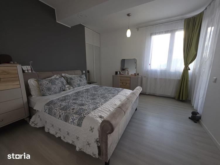 Proprietar, Vand ap3 camere, 2 bai, buc separata, terasa si balcon - 2