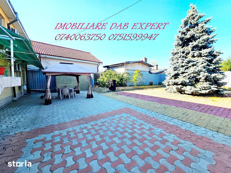 Casă cu 5 camere cu Teren 370 Mp în Central