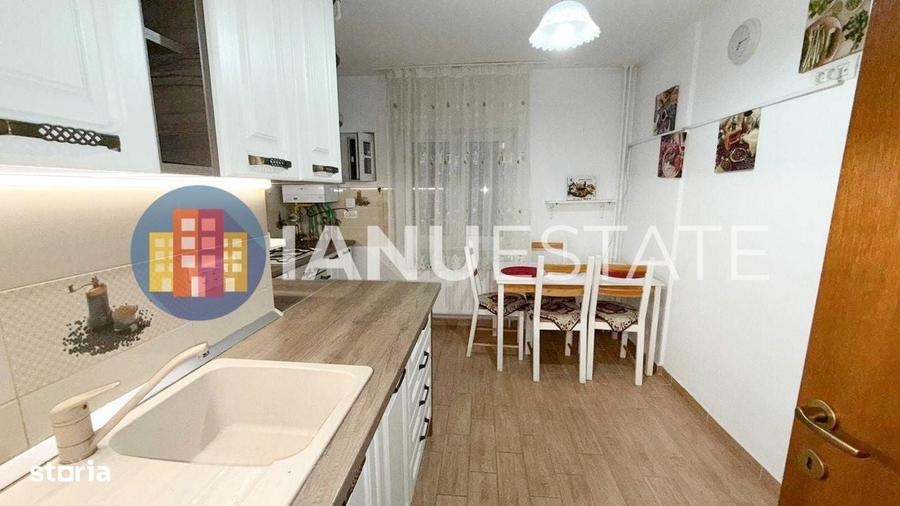 Apartament cu 2 camere decomandat în Timpuri Noi