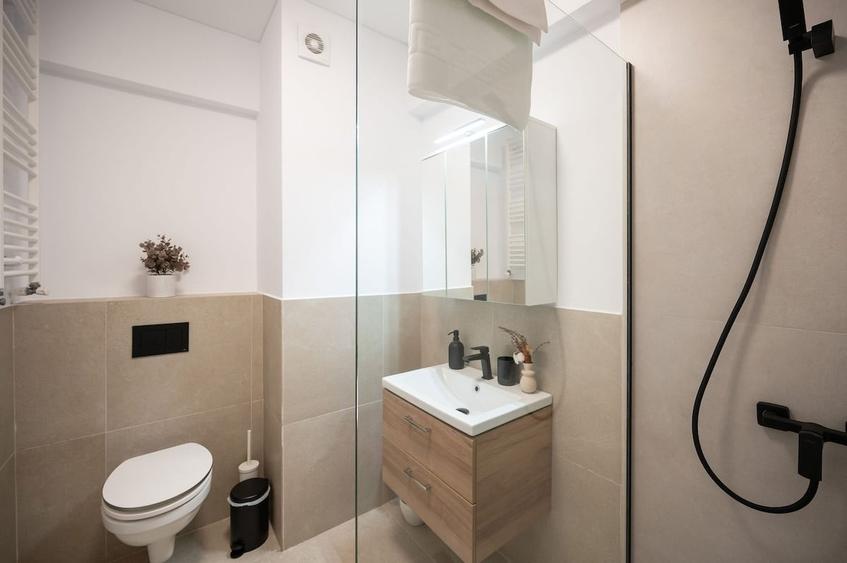 Apartament cu 2 camere decomandat în Mamaia-Sat