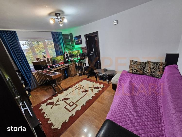 Apartament cu 2 camere semidecomandat, mobilat în Boema