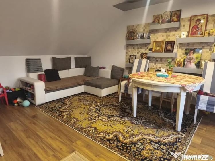 Casă cu 5 camere cu Teren 1000 Mp în Grămești