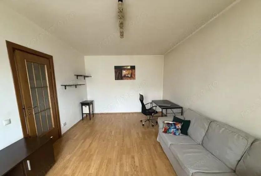 Apartament cu 2 camere decomandat în Tineretului