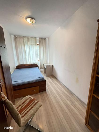 Apartament cu 3 camere decomandat în Tătărași