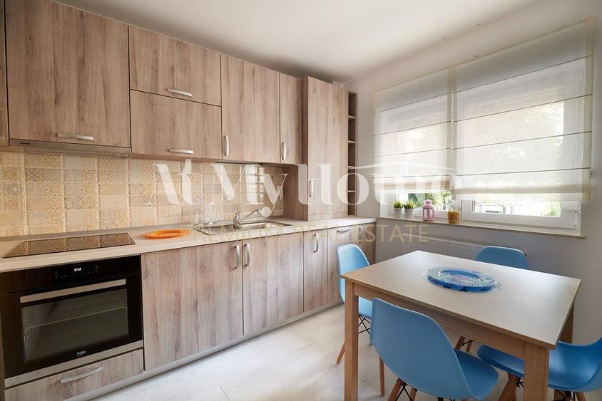 Duplex cu 4 camere cu Canalizare în Iancu Nicolae