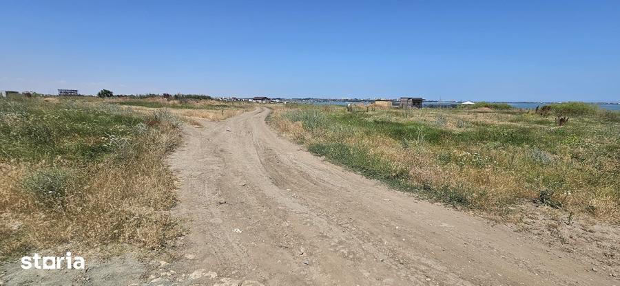 Teren de 965 mp, în Nord