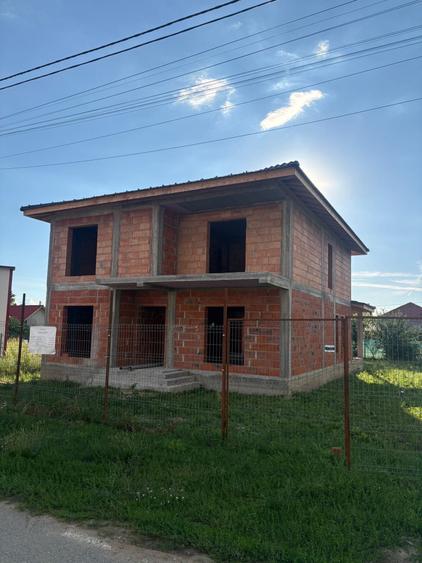Casă cu 4 camere în Șag