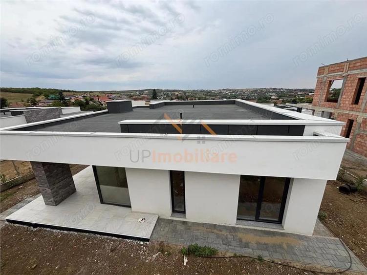 Casă cu Teren 579 Mp în Dealuri Oradea