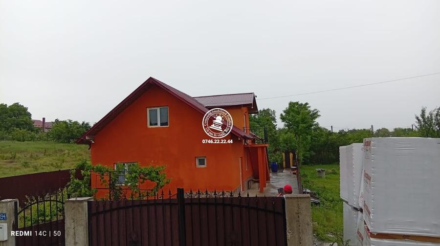 Casă cu 4 camere decomandat cu Teren 519 Mp în Belcești