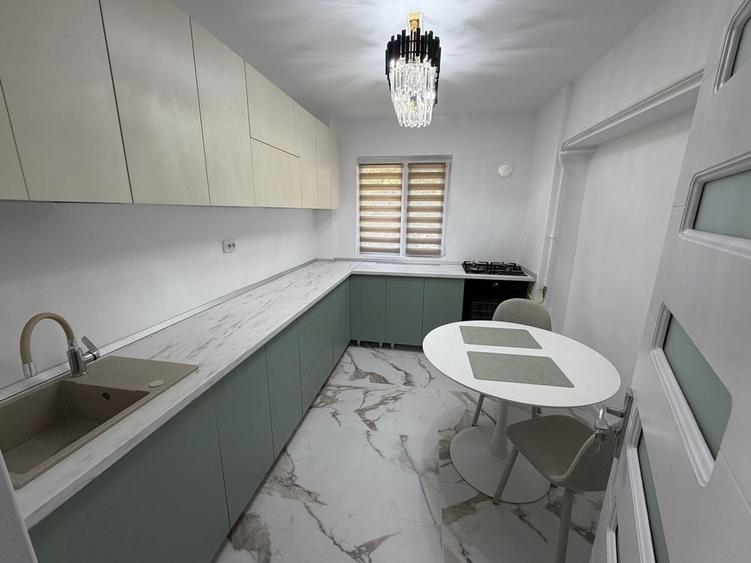 Apartament cu 2 camere decomandat în Ultracentral