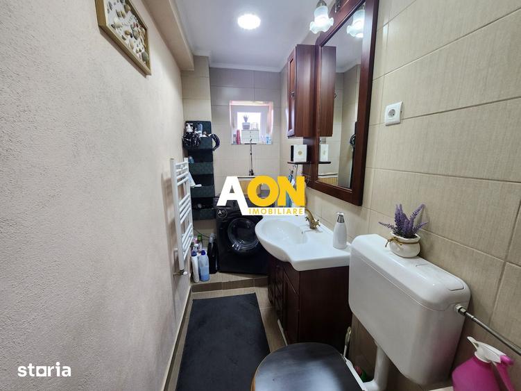 Apartament cu 5 camere în Cetate