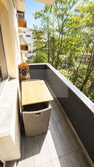 Apartament cu 3 camere decomandat, mobilat în Zorilor