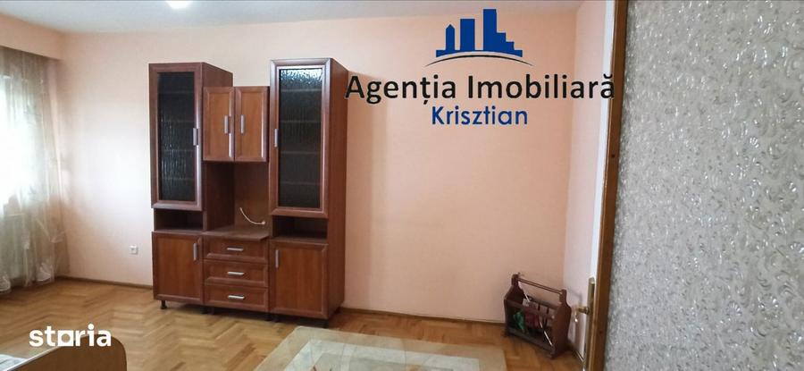 Apartament cu 4 camere de vanzare in Micro 16 - 7