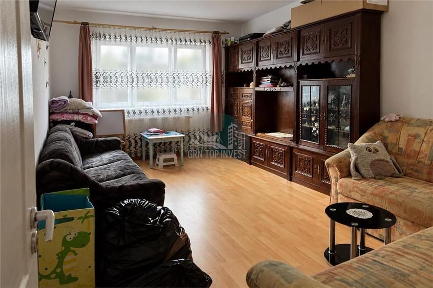 Apartament cu 2 camere decomandat în Vasile Aaron