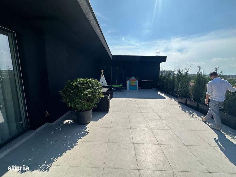 Apartament cu 3 camere în Băneasa