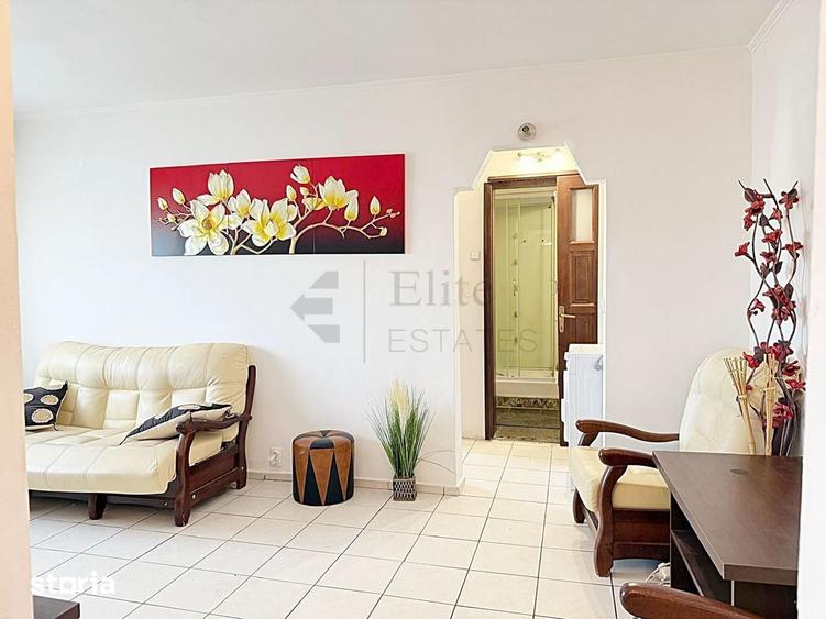 Apartament cu 3 camere decomandat în Nufărul
