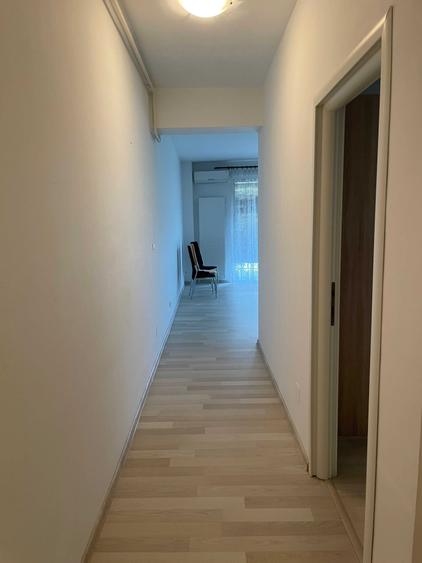 Apartament cu 2 camere decomandat în Pajura