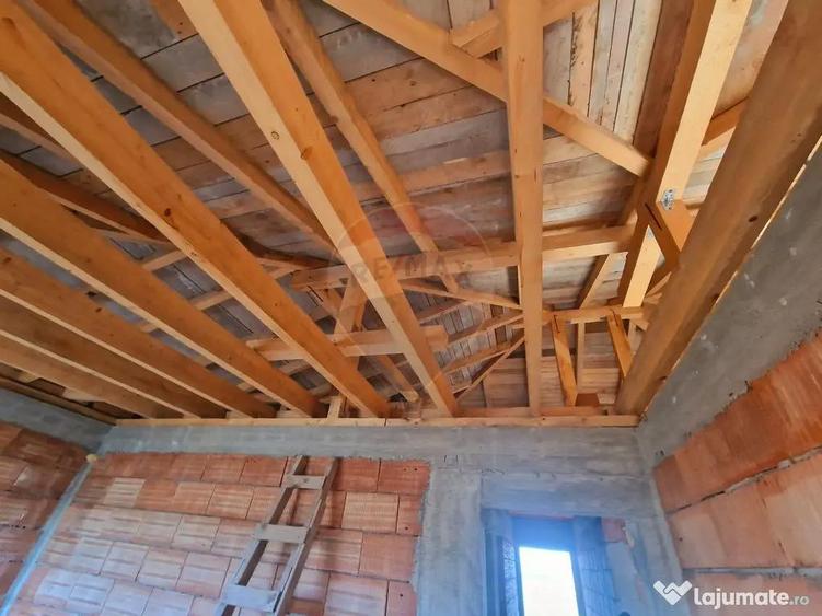 Casa si 74000 metri patrati teren - 12