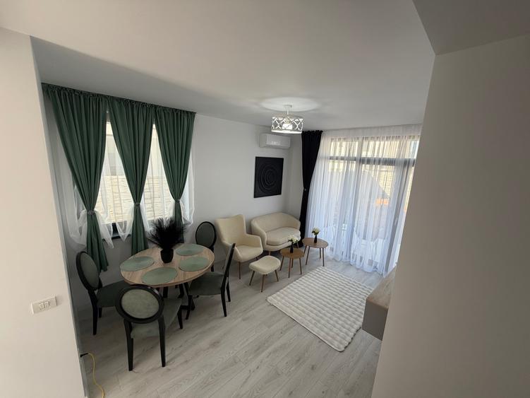 Casă cu 4 camere cu Teren 300 Mp în Exterior Vest